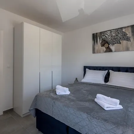 Apartment Rafael